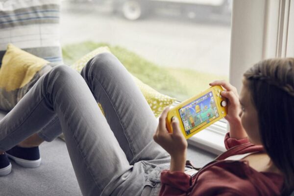 Nintendo Switch Lite Jaune