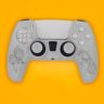 FR-TEC Maneki Tanooki Pack pour Manette PS5 avec Coque Rigide + Autocollant pour Touchpad + Grips - Améliore la Prise en Main et la Sensation Tactile – Image 5